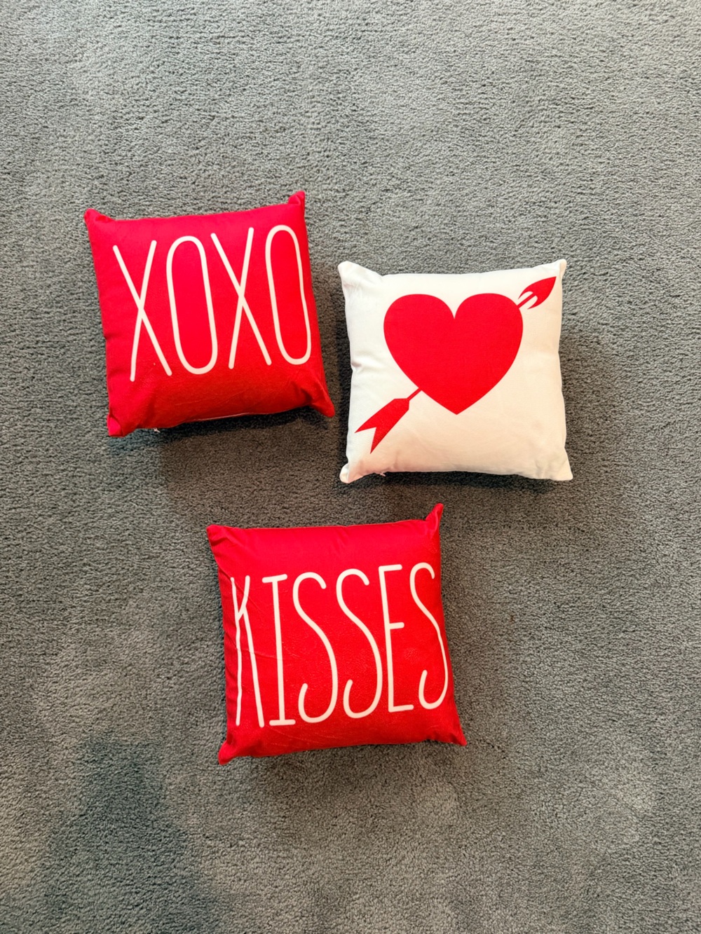 Valentine's Red and White Decorative Throw Pillow Set - Home Holiday
